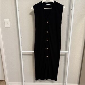 Zara Black Sleeveless Midi Dress with Buttons